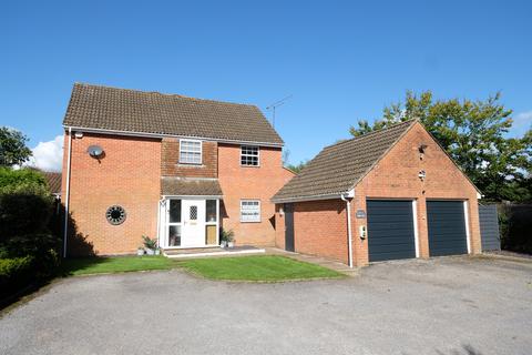 4 bedroom detached house for sale, Main Road, Marchwood SO40