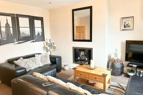 8 Colne Road, Cowling, Keighley, BD22 0BZ