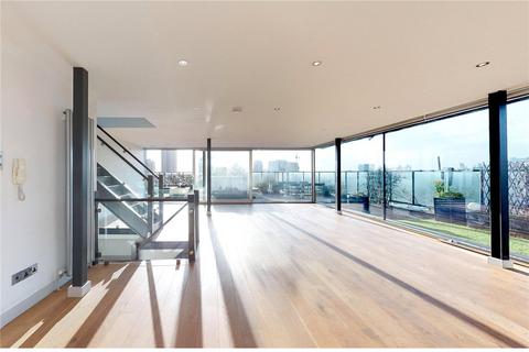 3 bedroom penthouse for sale, Boyd Street, London, E1