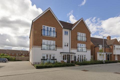 2 bedroom apartment for sale, Royal Crescent,, Kings Hill, ME19 4SX