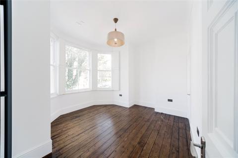 5 Wakefield Road, London, N11 2SU