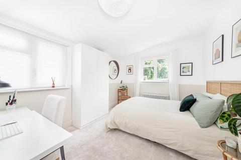 2 bedroom apartment for sale, Milkwood Road, Herne Hill, London, SE24