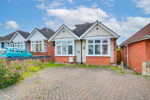 2 bedroom detached bungalow for sale, BITTERNE! VERSATILE ACCOMMODATION! PARKING!