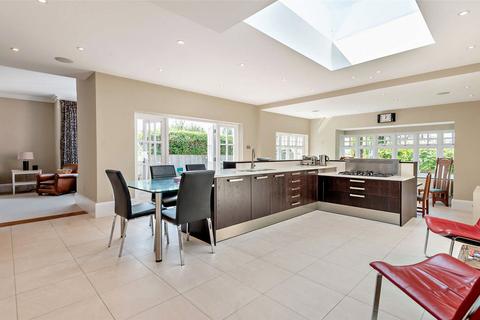 36 Bolton Crescent, Windsor, SL4 3JQ
