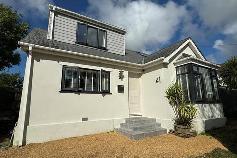 3 bedroom detached house to rent, East Road, Newquay TR8