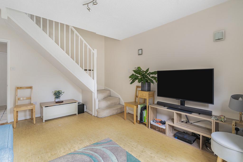 Coopers Green, Bicester, OX26 2 bed end of terrace house for sale £