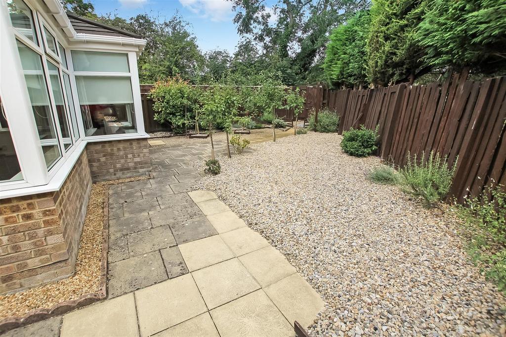 Rear Garden (1).jpg