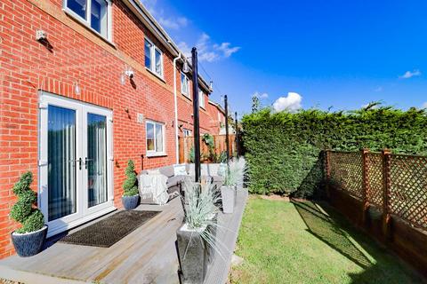 3 bedroom semi-detached house for sale, Honeycomb Avenue, St Johns Gardens, Stockton-On-Tees, TS19 0FF