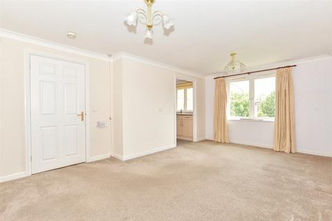 1 bedroom flat for sale, Springwell, Havant, Hampshire