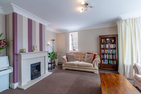 4 bedroom semi-detached house for sale, Leeds LS17