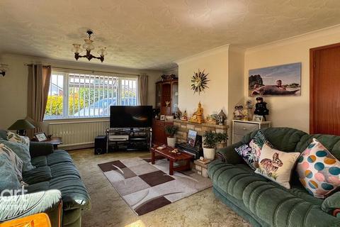 3 bedroom detached house for sale, Stourdale Close, Lawford, Manningtree, Essex