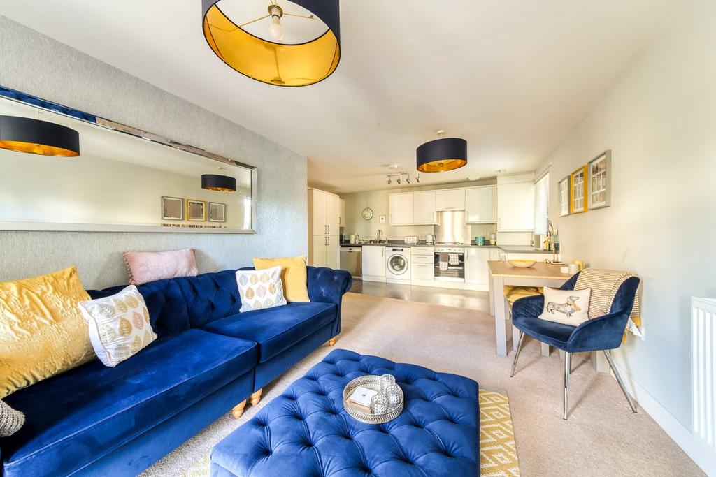 Tavistock Road, Croydon, CR0 2 bed apartment for sale £132,000