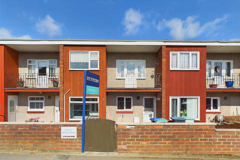 3 bedroom terraced house for sale, Consett Road, Consett