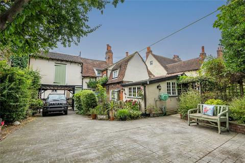 3 bedroom terraced house for sale, South Street, Rochford, Essex, SS4