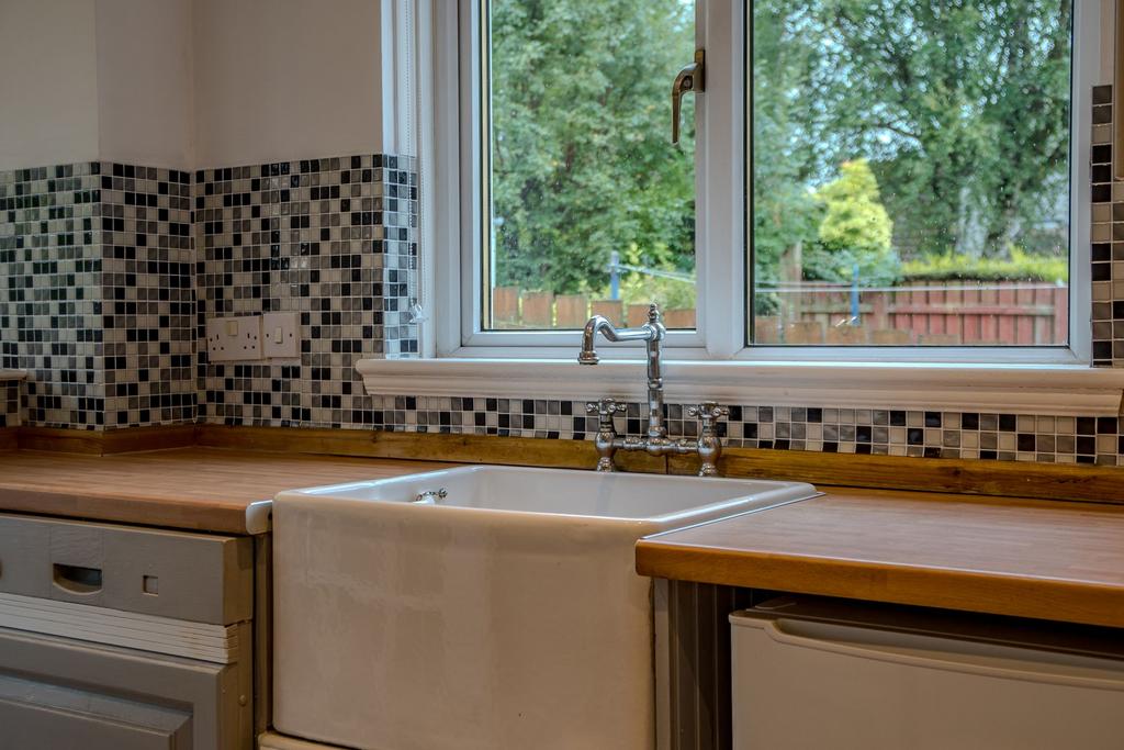 Belfast sink