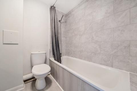 10 Chasemore Close, Mitcham, CR4 4AW