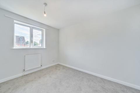 10 Chasemore Close, Mitcham, CR4 4AW