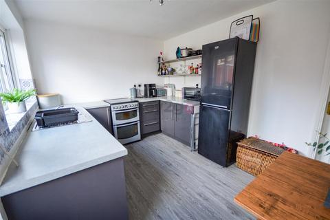 5 Ash Close, Killamarsh, Sheffield, S21 1GU