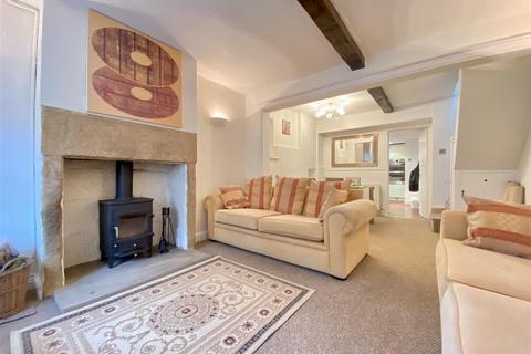 2 bedroom cottage to rent, Buxton Road, Bakewell