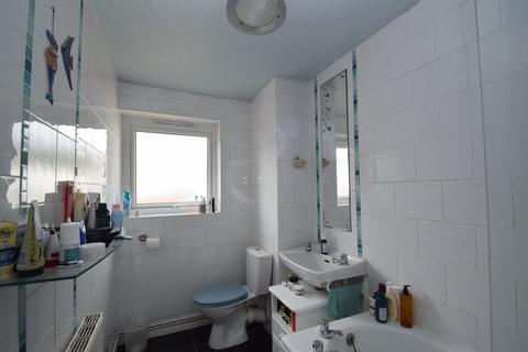 Flat 53, Kildare Court Barcombe Close, Eastbourne, BN20 8HU