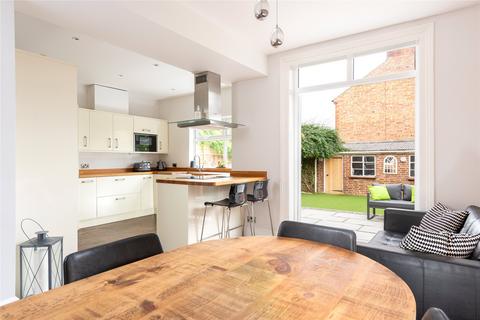 4 bedroom detached house for sale, Castle Road, Bedford, Bedfordshire, MK40