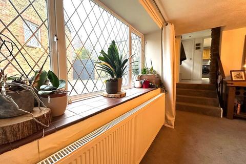 2 - 4 Cattle Hill, Great Billing, Northampton, NN3 9DU