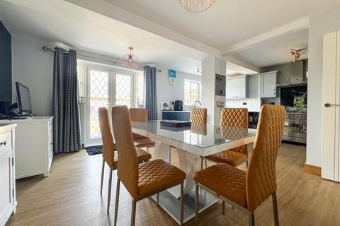 18a Central Road, Fareham, PO16 9AJ