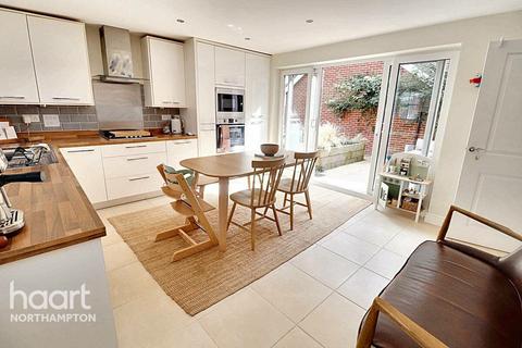 4 bedroom detached house for sale, Navigation Way, Weedon