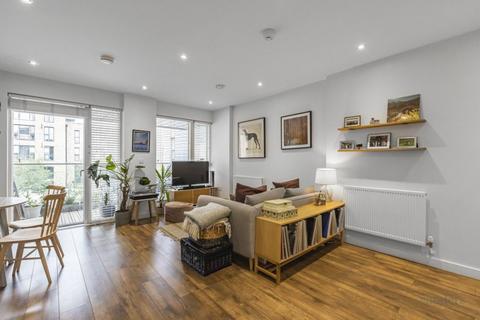 1 bedroom flat for sale, London Lane, Hackney E8
