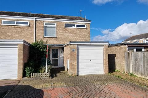 3 bedroom end of terrace house for sale, Hopton Gardens, Hopton