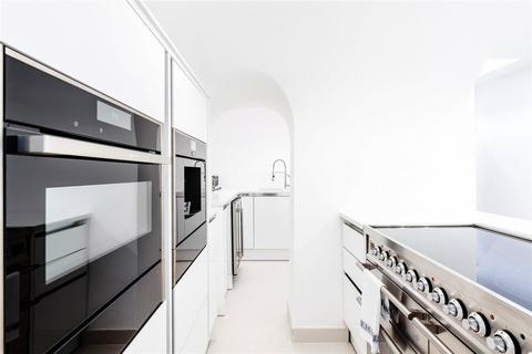 2 bedroom apartment for sale, Evelyn Gardens, London, SW7