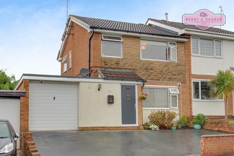 3 bedroom semi-detached house for sale, Highfield Avenue, Mynydd Isa CH7