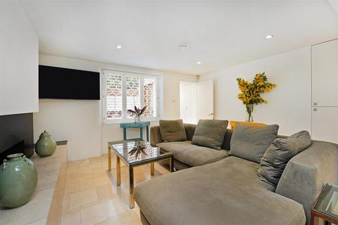 4 bedroom terraced house to rent, Pelham Street, South Kensington, SW7