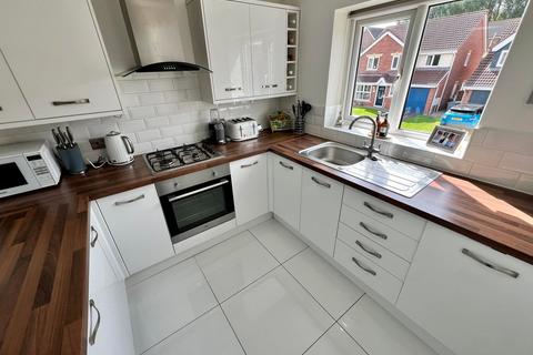 3 bedroom townhouse for sale, Regency Gardens, Bispham FY2