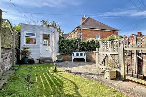 2 bedroom terraced house for sale, Church Lane, Eastbourne