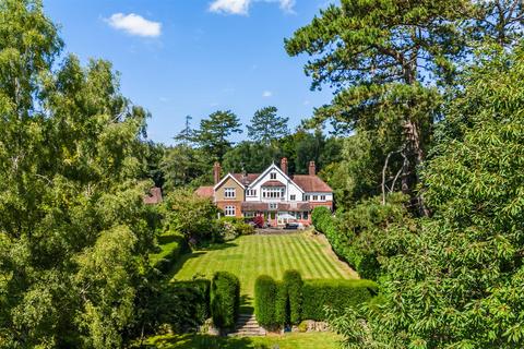 6 bedroom character property for sale, Dorking Road, Tadworth