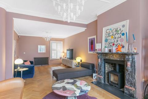 6 bedroom terraced house for sale, Louisville Road, London, SW17