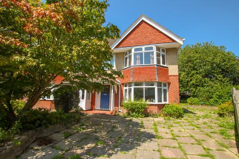 4 bedroom semi-detached house for sale, Shanklin Crescent, Upper Shirley , Southampton