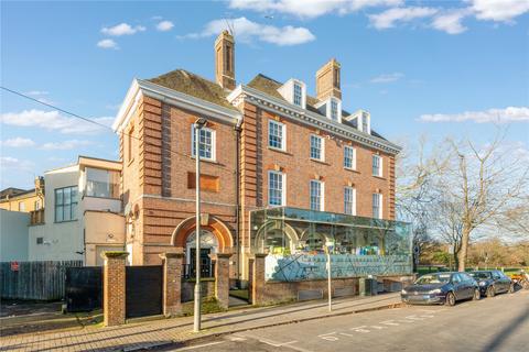 3 bedroom apartment for sale, Bellevue Road, SW17