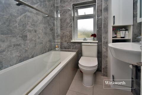 193 Glastonbury Road, Morden, SM4 6PE