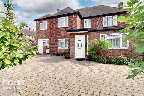 5 bedroom detached house for sale, Durnford Way, Cambridge