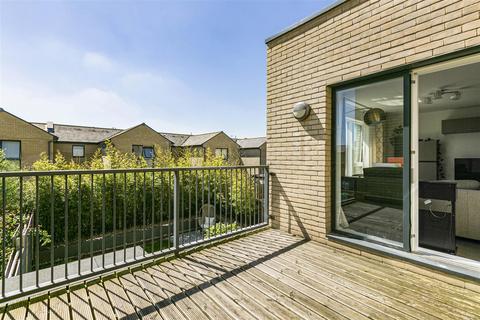 23 Harvest Road, Trumpington, Cambridge, CB2 9PH