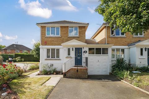 3 bedroom end of terrace house for sale, Staines-upon-Thames,  Surrey,  TW18