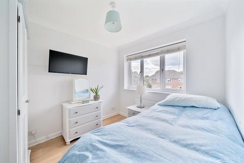 3 bedroom end of terrace house for sale, Staines-upon-Thames,  Surrey,  TW18