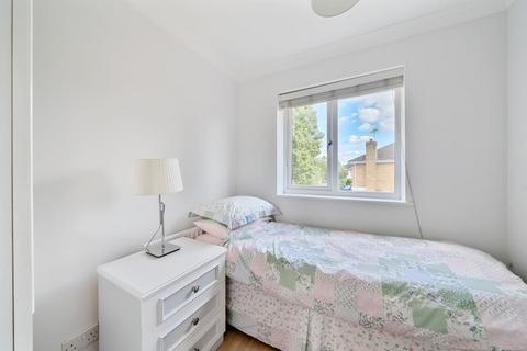 3 bedroom end of terrace house for sale, Staines-upon-Thames,  Surrey,  TW18