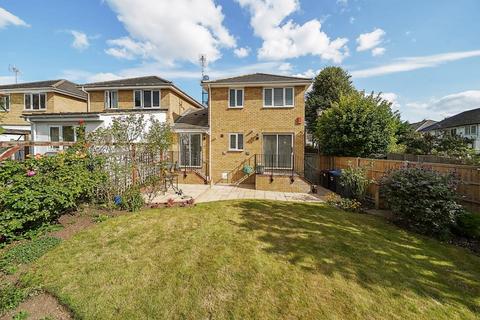 3 bedroom end of terrace house for sale, Staines-upon-Thames,  Surrey,  TW18