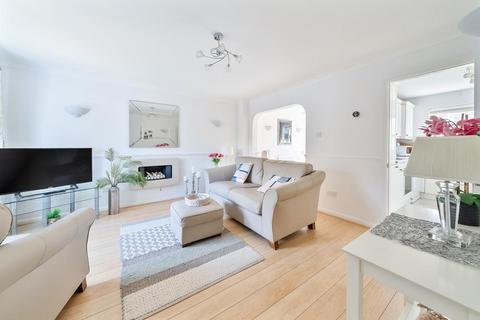 3 bedroom end of terrace house for sale, Staines-upon-Thames,  Surrey,  TW18