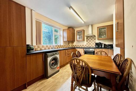 3 bedroom semi-detached house for sale, Summerhill Grove, Garforth, Leeds