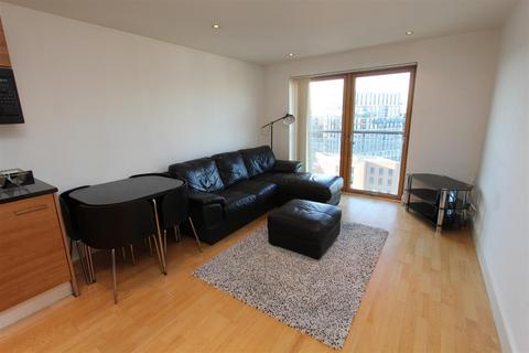 2 bedroom flat to rent, La Salle, Leeds Dock