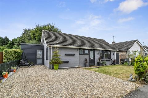 10 Birch Drive, Brantham, Manningtree, CO11 1TE